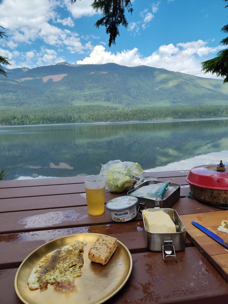 Frühstück und See